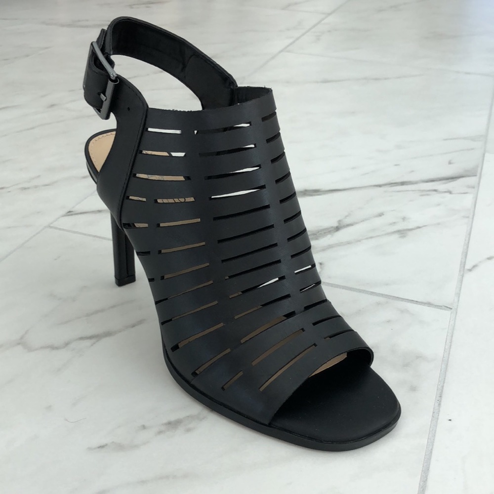 Vince Camuto Jaxline Leather Stiletto Sandal, 7 1/2,  in Black
